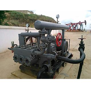 Triplex Dual Gas/Oil Mixture Pump                           